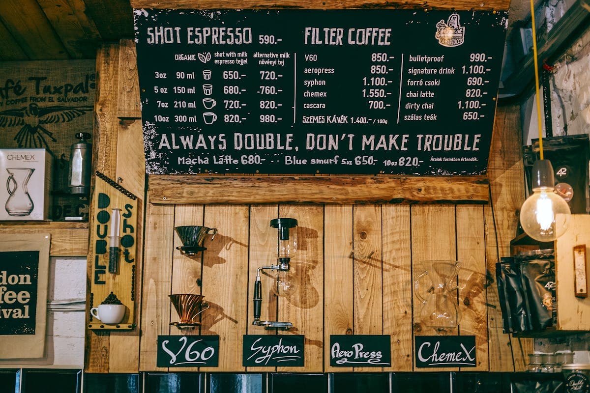 Byres Road and the West End Cafes